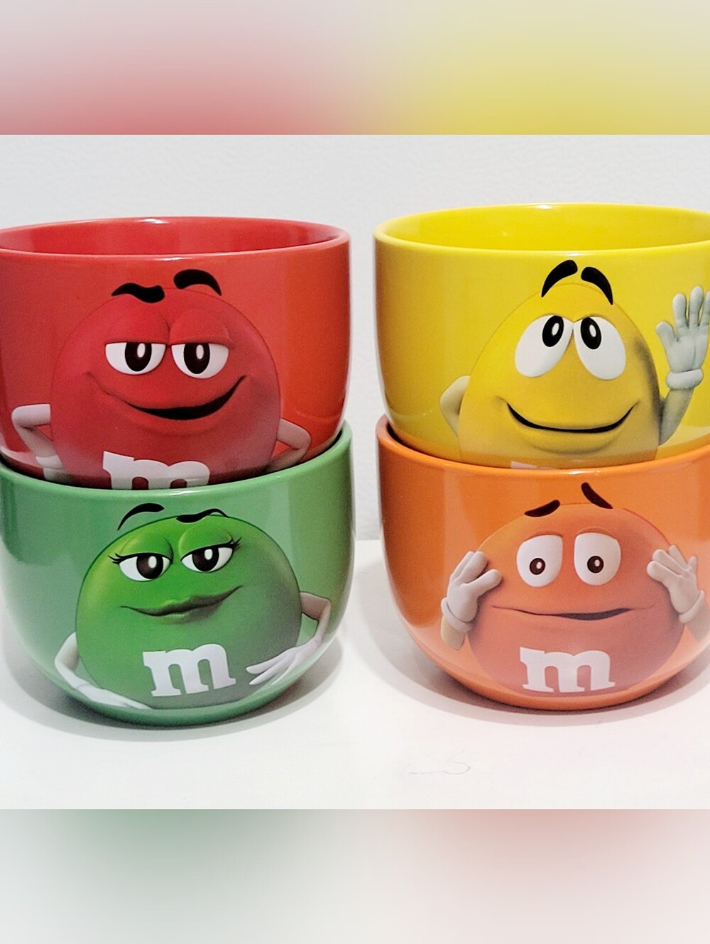 M&M Character Bowls Set Of 4 Excellent Condition